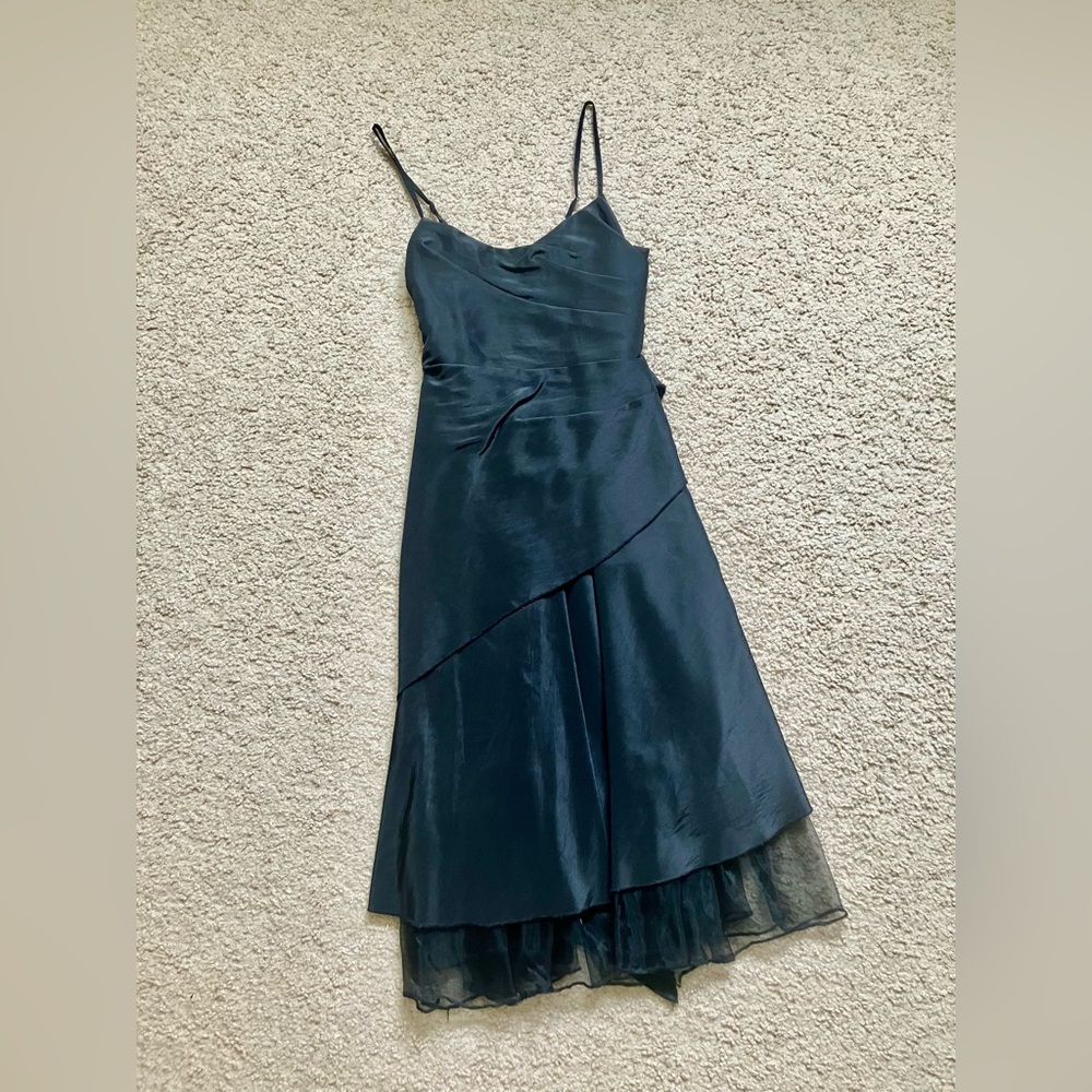 Dillard’s prom special occasion 🖤 little black dress tea length 🐾